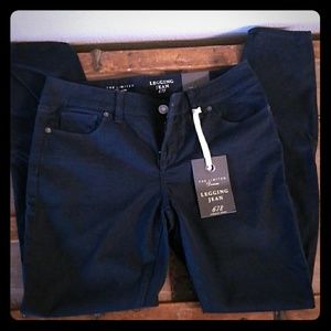 Skinny Legging Jean